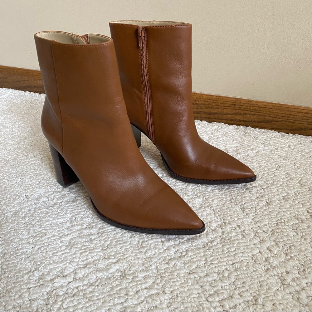Ann Taylor Tan Leather Ankle Booties